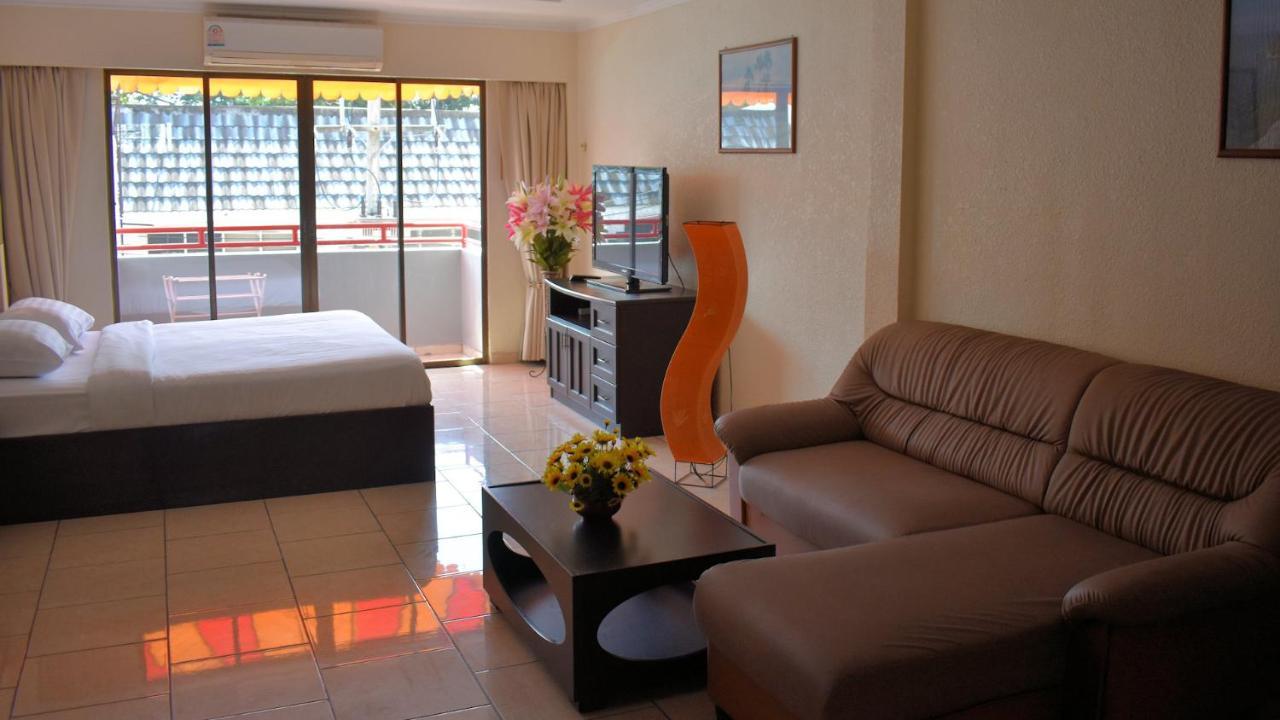 Klein Heidelberg Guesthouse Pattaya Exterior photo