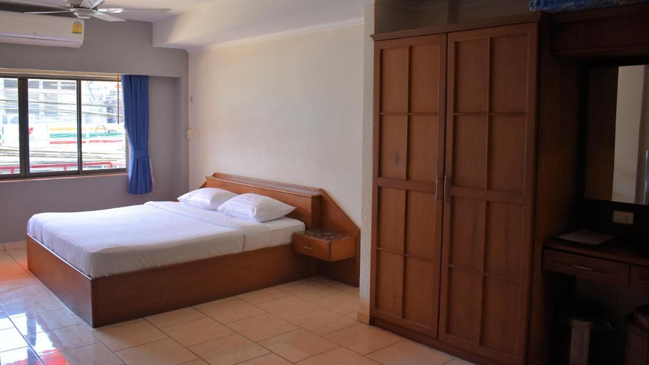 Klein Heidelberg Guesthouse Pattaya Exterior photo